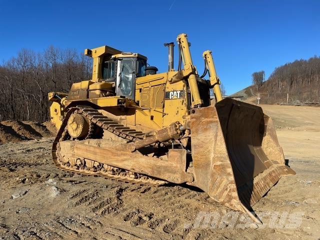 CAT D10R Bulldozer