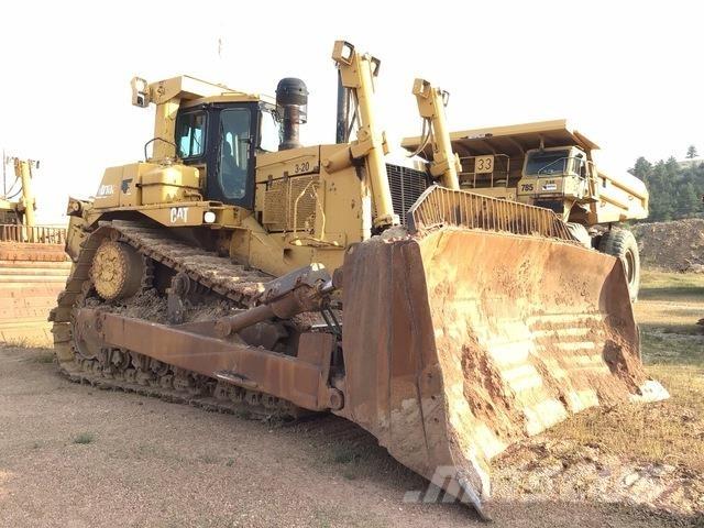 CAT D10R Bulldozer