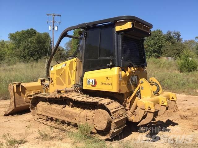 CAT D3 Bulldozer