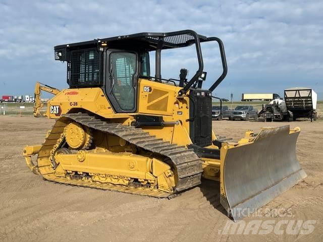 CAT D5 Bulldozer