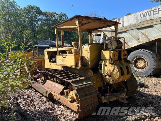 CAT D7 Bulldozer