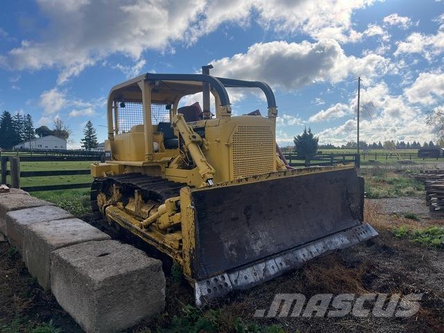 CAT D7F Bulldozer