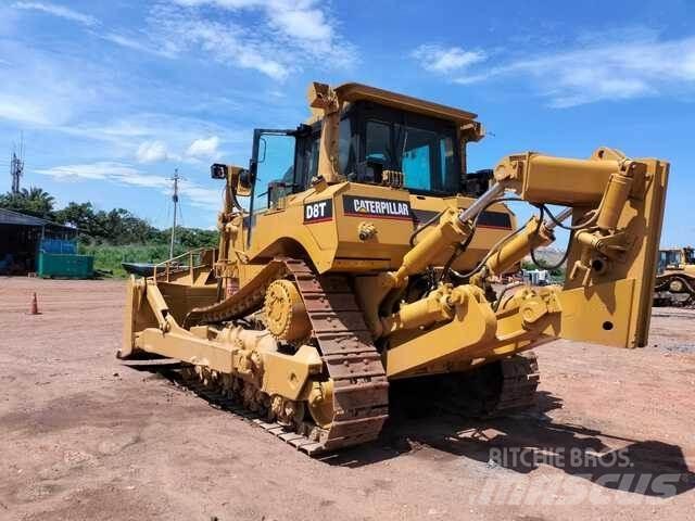 CAT D8T Bulldozer