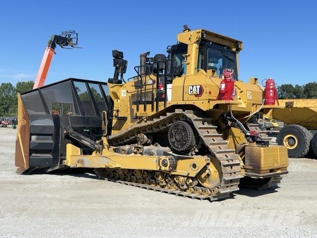 CAT D9 Bulldozer