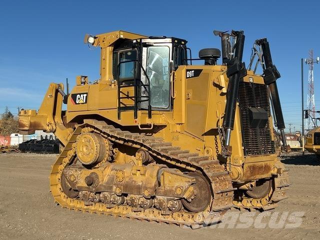 CAT D9T Raddozer
