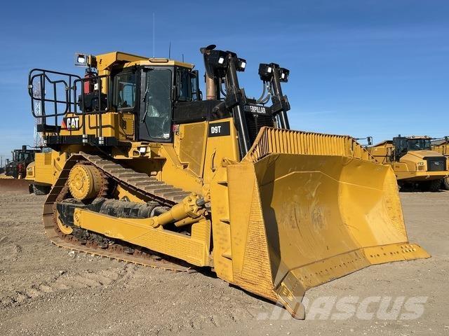 CAT D9T Raddozer