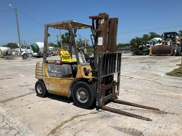 CAT DP25 Sonstige Baumaschinen