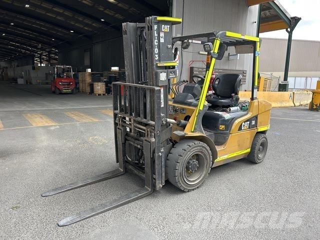 CAT DP30 Heftrucks overige
