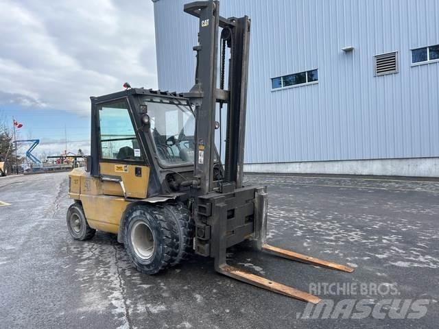CAT DP45 Sonstige Baumaschinen