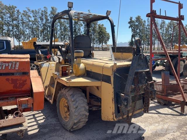 CAT R50 Geländestapler