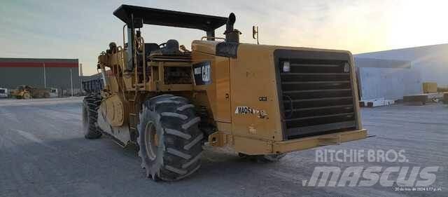 CAT RM300 Erdbauwalzen