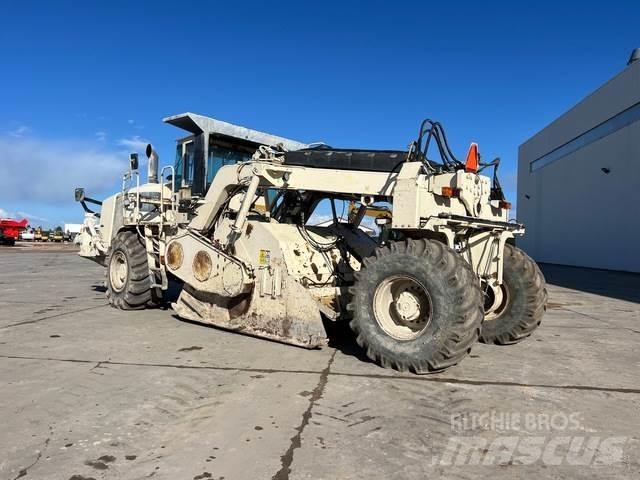 CAT RM500 Erdbauwalzen