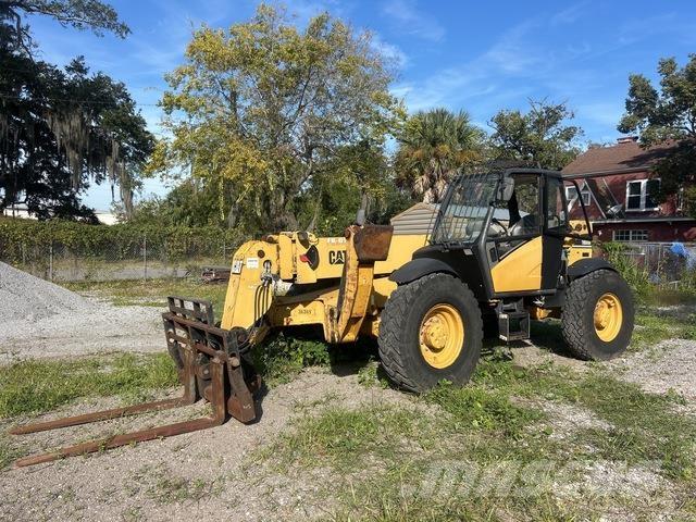 CAT TH560B Teleskoplader