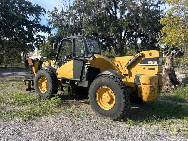 CAT TH560B Teleskoplader