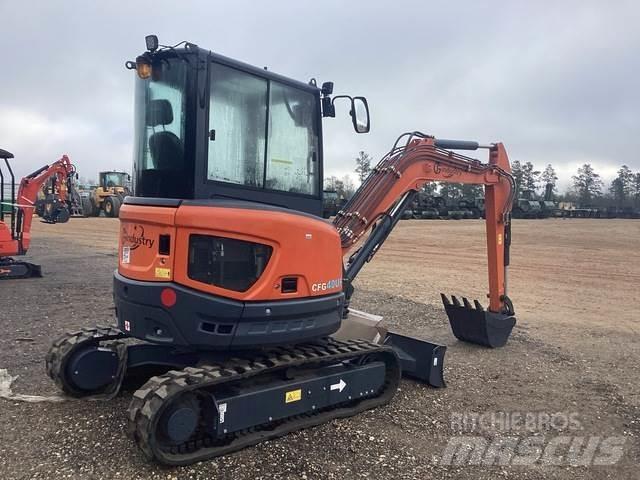 CFG 40UF Raupenbagger