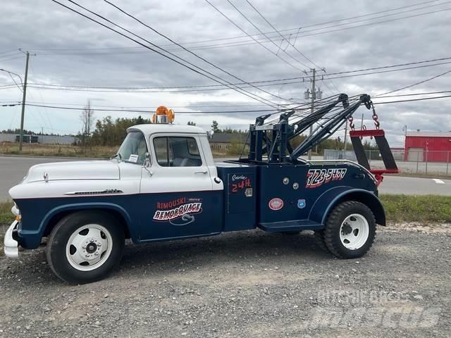 Chevrolet 3100 Bergungsfahrzeuge