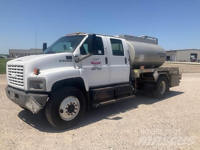 Chevrolet 7500 Wassertanker