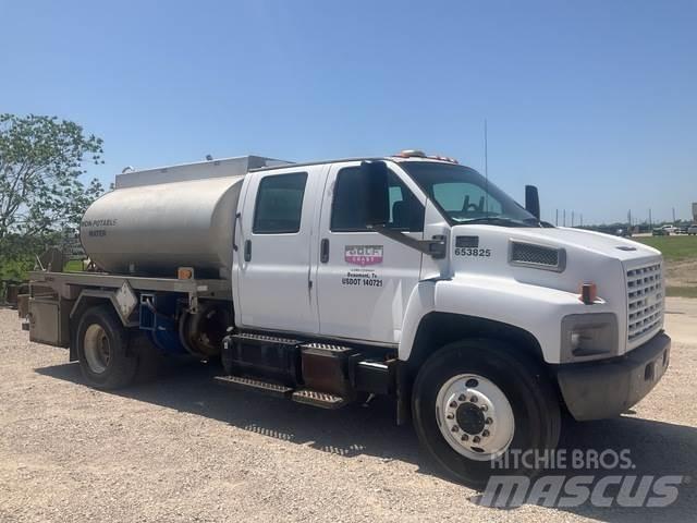 Chevrolet 7500 Wassertanker