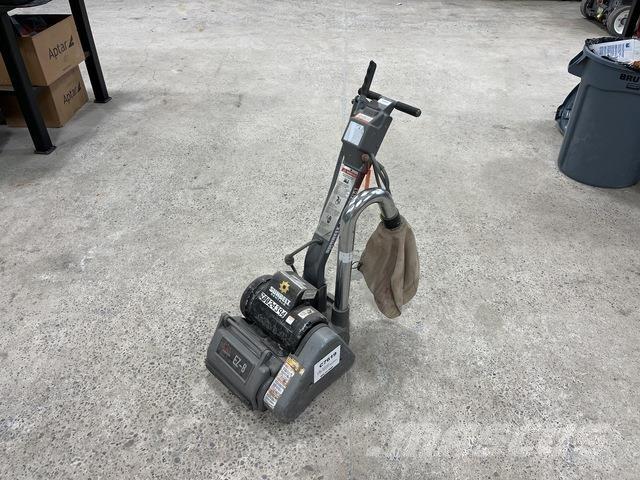 Clarke EZ-8 Sonstige Baumaschinen