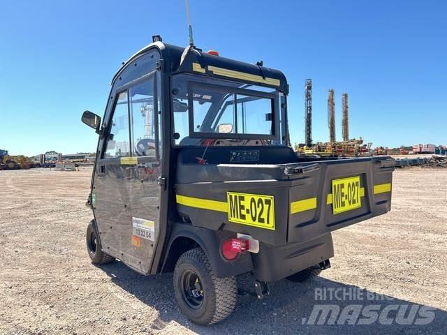 Cushman 800E Sonstige Baumaschinen