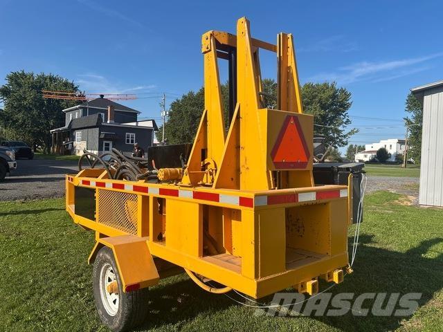  Custom Built Sonstige Baumaschinen