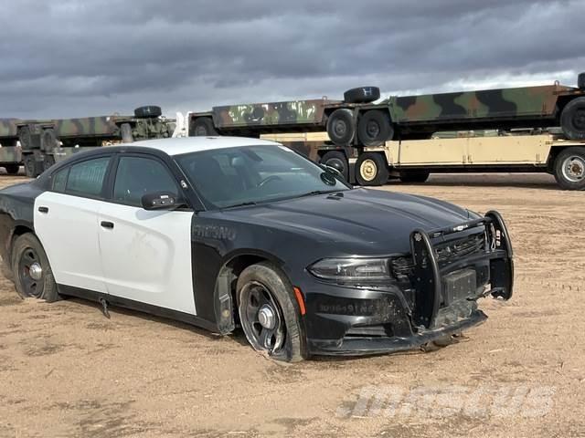 Dodge Charger PKWs