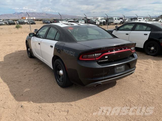 Dodge Charger PKWs