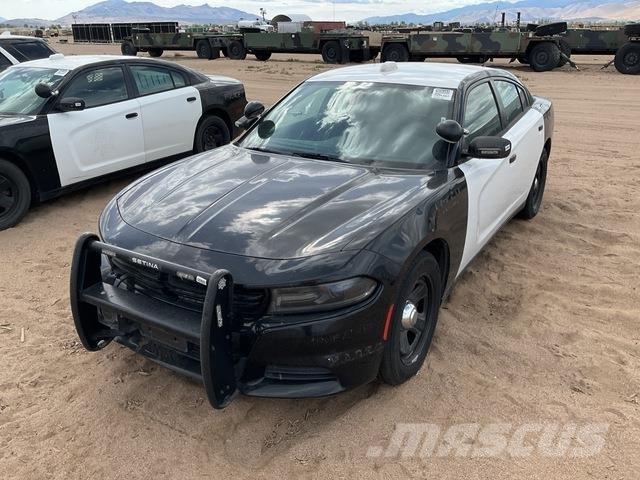 Dodge Charger PKWs