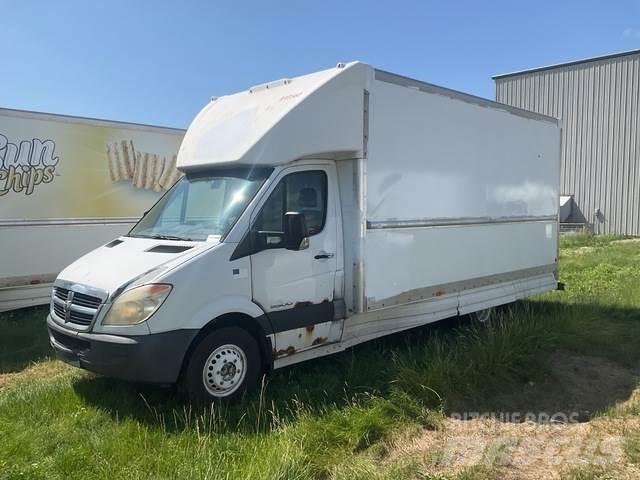 Dodge Sprinter Lieferwagen