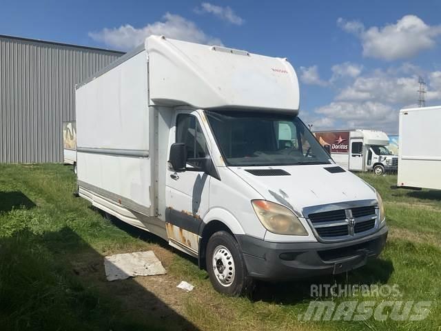 Dodge Sprinter Lieferwagen