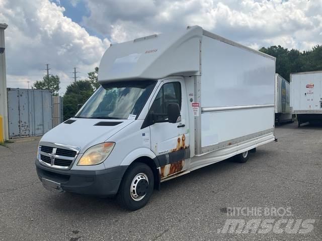 Dodge Sprinter Lieferwagen