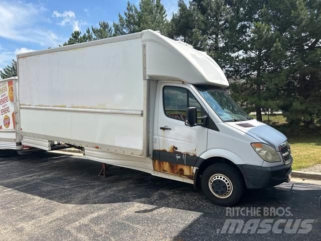 Dodge Sprinter Lieferwagen