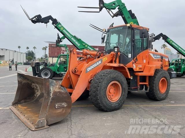 Doosan DL220-5 Radlader