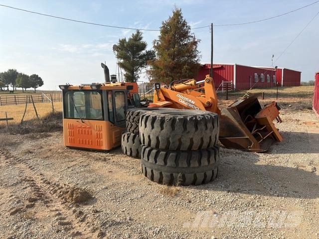 Doosan DL300 Radlader