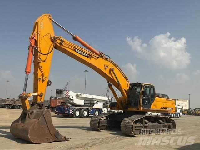 Doosan DX520LC Raupenbagger