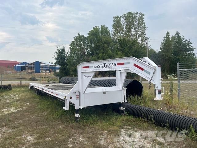 East Mfg Texas Pritschenanhänger