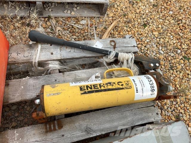  Enerpac P-80 Sonstige Baumaschinen
