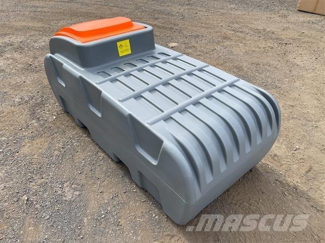  EXEQ DD500 Kraftstoff- und Zusatzstoffbehälter