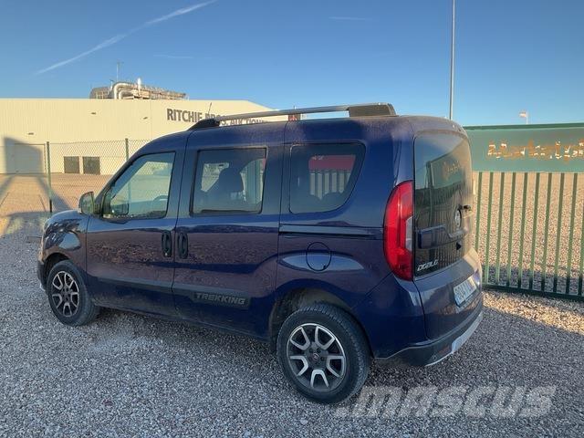 Fiat Doblo PKWs