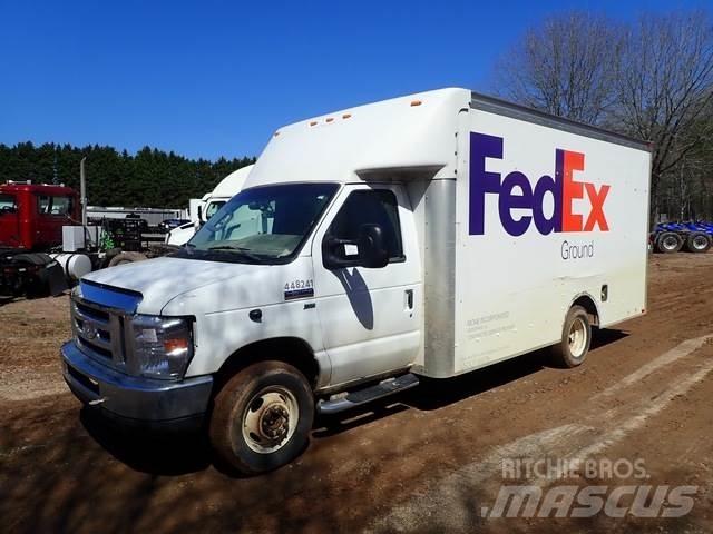 Ford E-350 Kofferaufbau