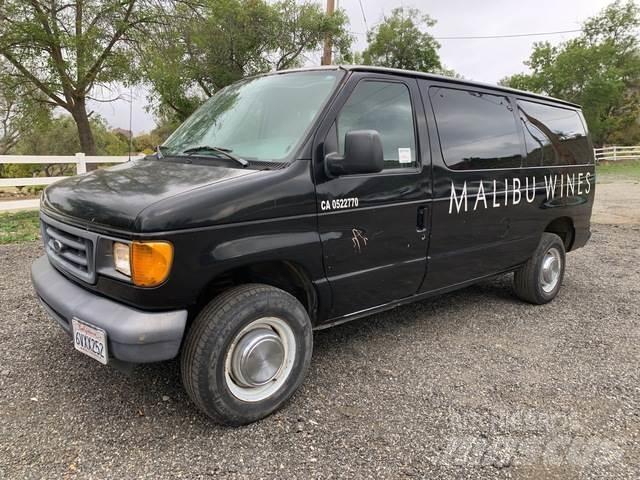 Ford E-350 PKWs