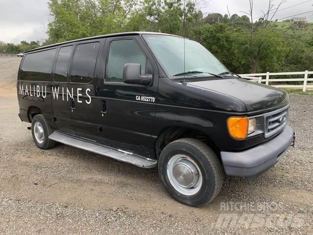 Ford E-350 PKWs