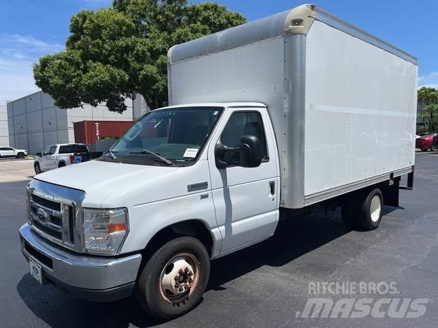 Ford E-350 Kofferaufbau