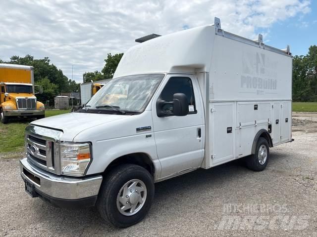 Ford E-350 Lieferwagen