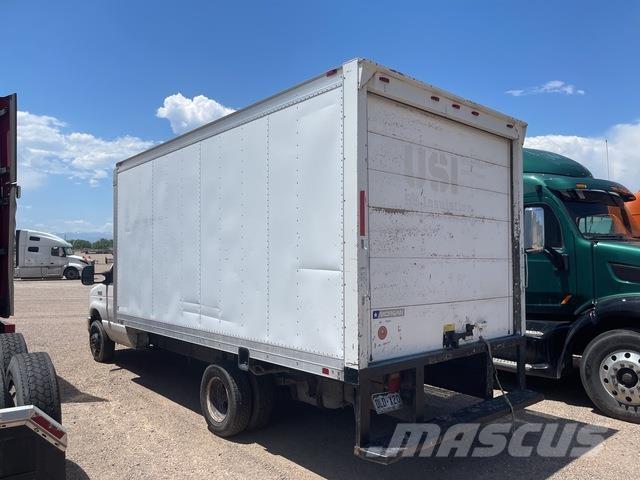 Ford E-350 Kofferaufbau