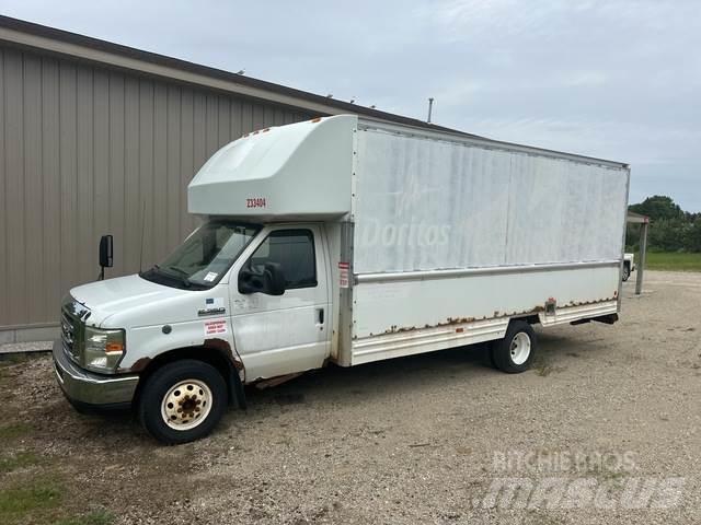 Ford E-350 Kofferaufbau