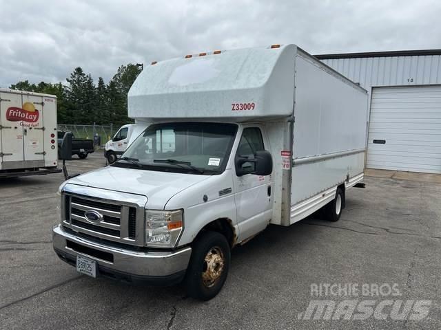 Ford E-350 Lieferwagen