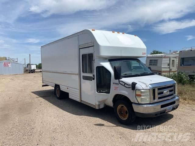 Ford E-350 Kofferaufbau