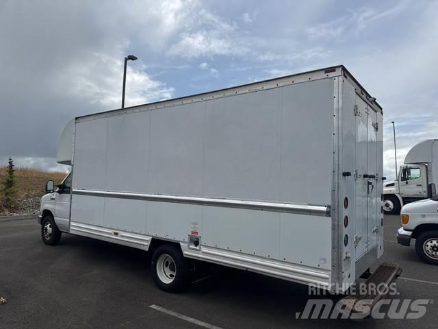 Ford E-350 Lieferwagen