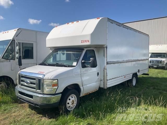 Ford E-350 Lieferwagen